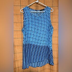 Lightweight Gorgeous blue sleeveless blouse
